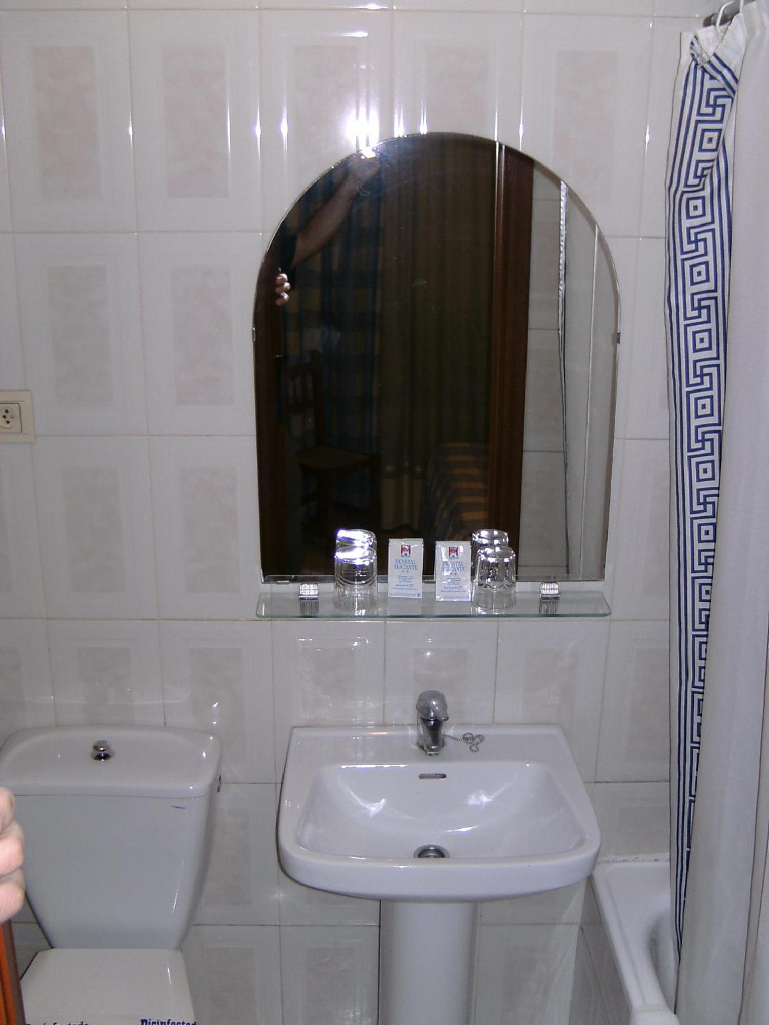 Hostal Alicante — Fotos 3